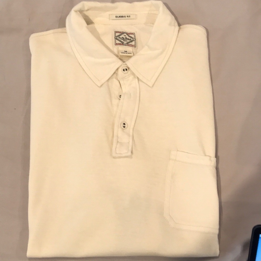 Mens short sleeve lucky brand with 2 buttons